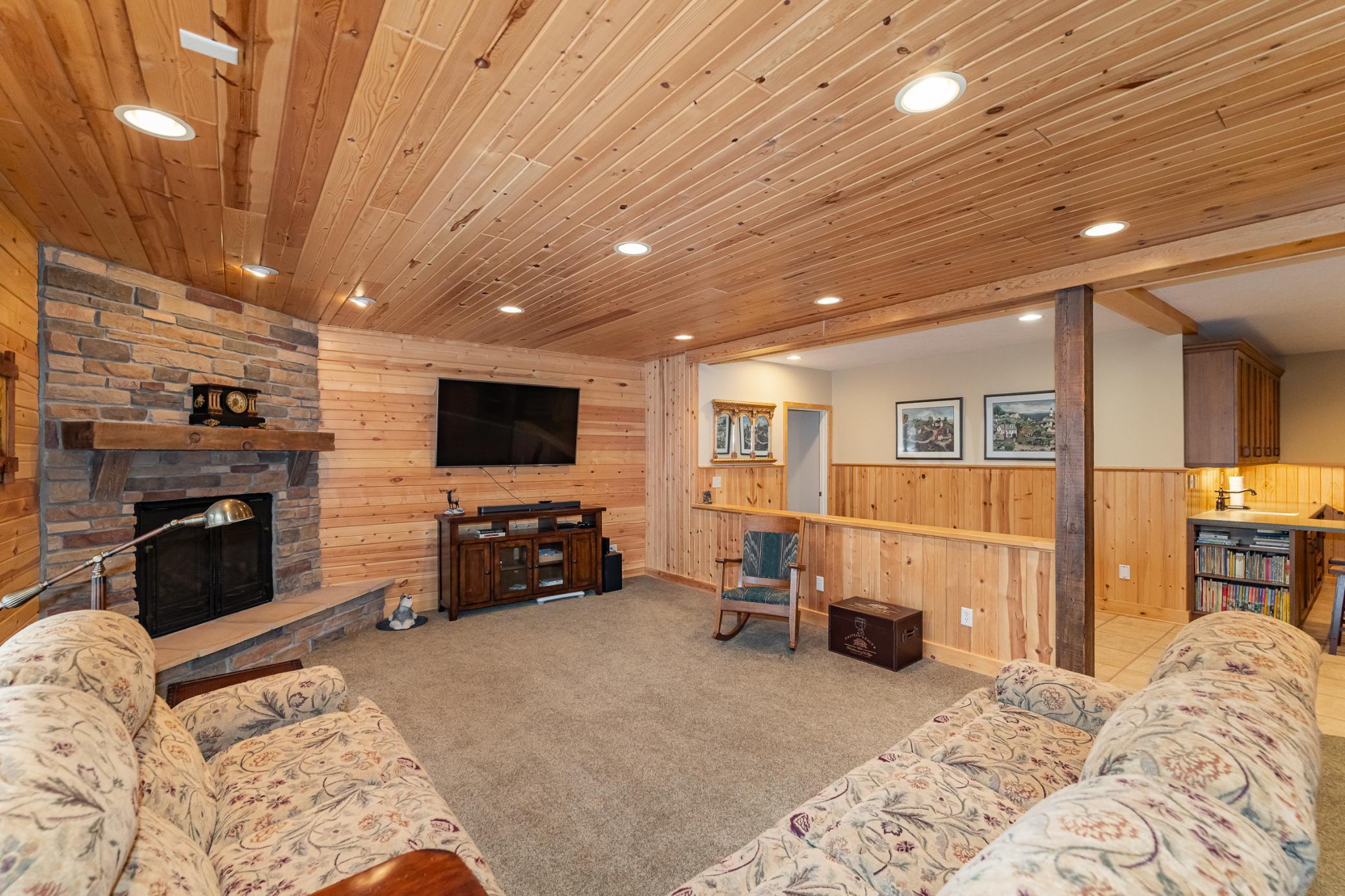 1115 Greystone Lane, Rochester, Minnesota image 36