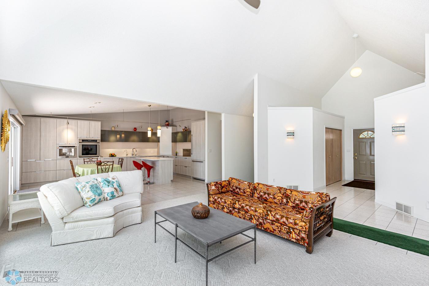 Detroit Lakes, Minnesota 56501, United States, 4 Bedrooms Bedrooms, ,3 BathroomsBathrooms,Residential,Active,60075