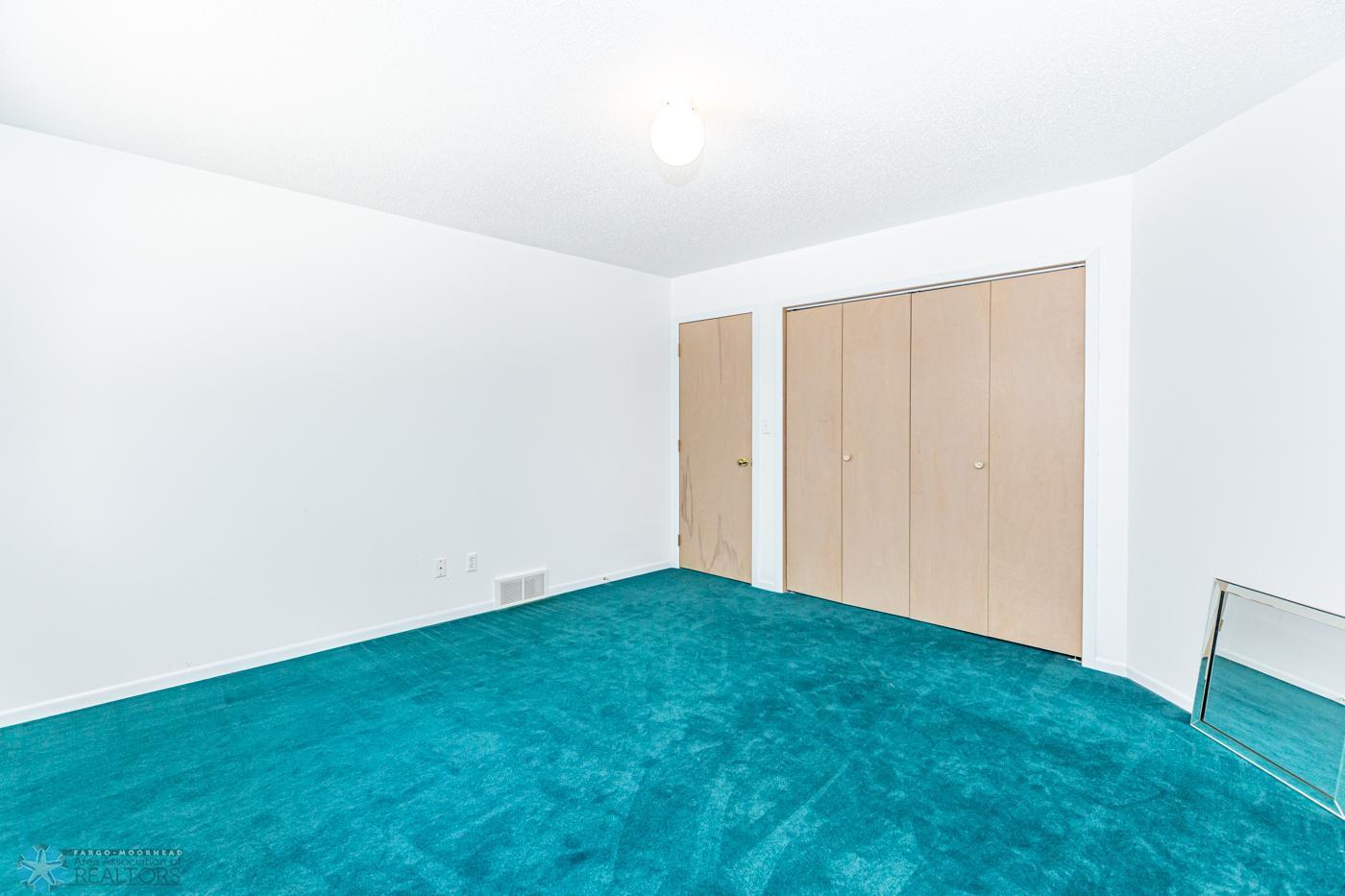 Detroit Lakes, Minnesota 56501, United States, 4 Bedrooms Bedrooms, ,3 BathroomsBathrooms,Residential,Active,60075