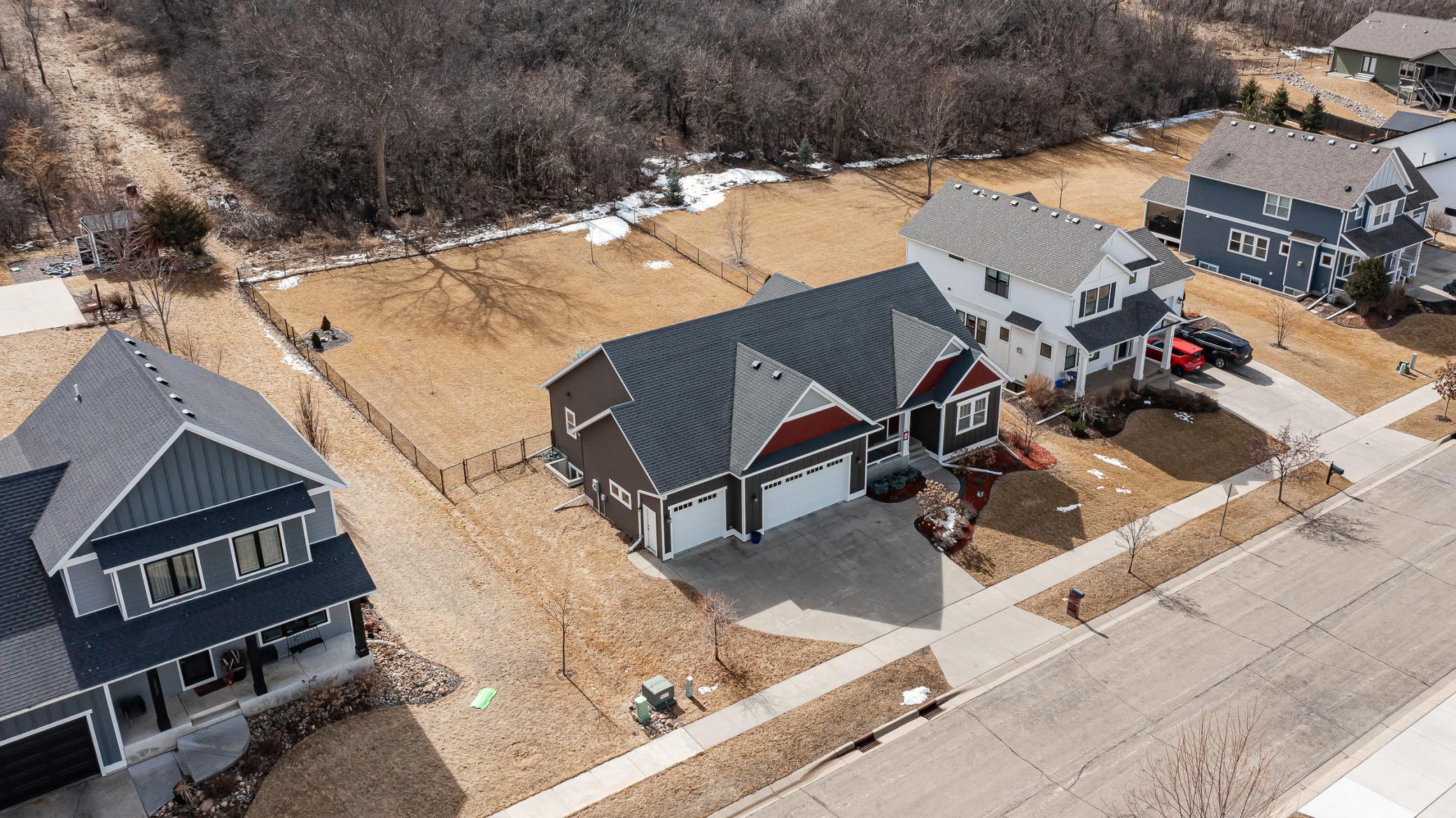 2820 Sand Trap Road, Rochester, Minnesota image 2