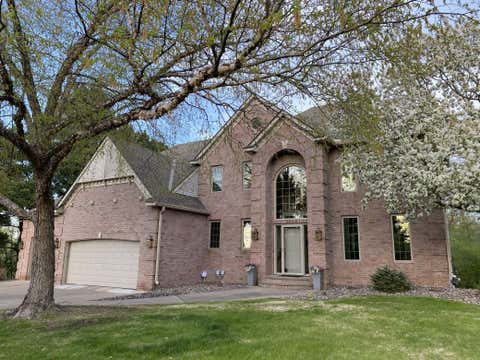Homes For Sale - 5754 Pond Drive<br/> Ramsey County, Saint Paul, MN 55126