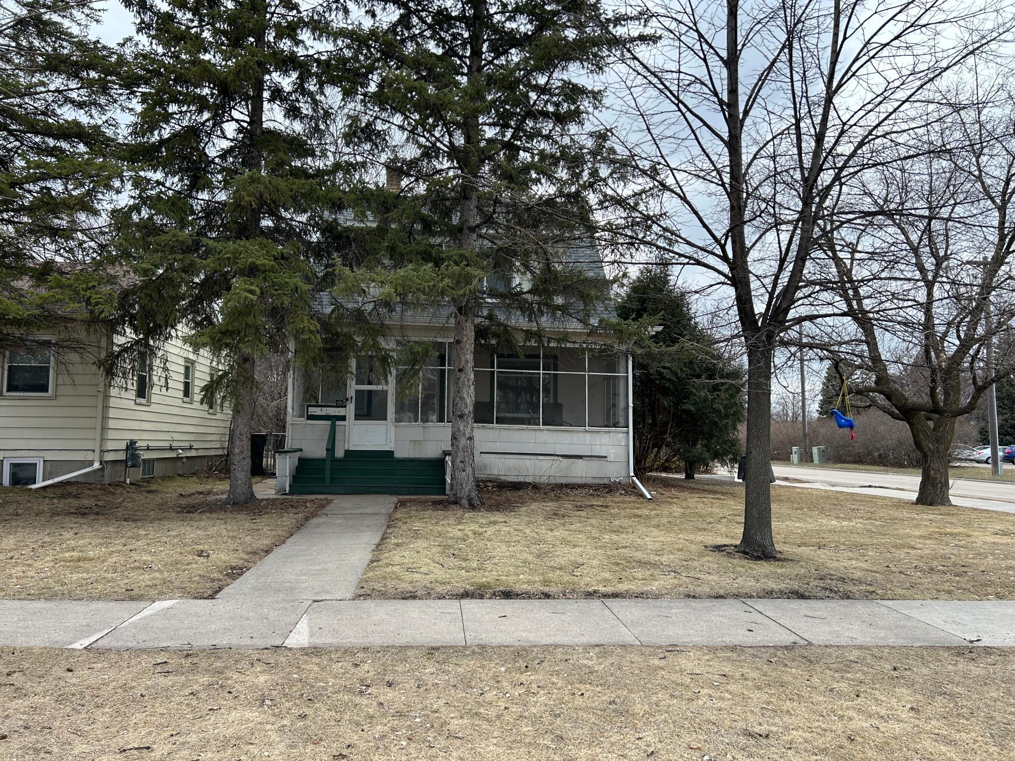 1203 6th Street, Moorhead, Minnesota image 3