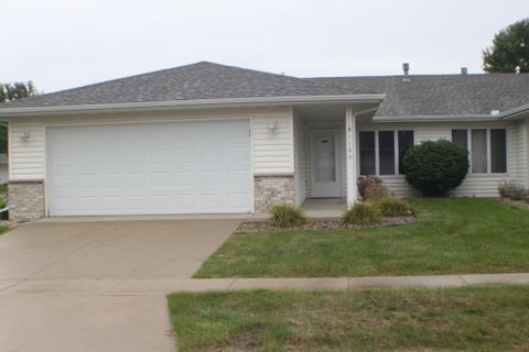 Townhouse For Sale - 2110 Mcquillan Court<br/> Olmsted County, Rochester, MN 55904