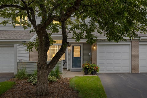 Townhouse For Sale - 534 Lovell Avenue<br/> Roseville, MN 55113
