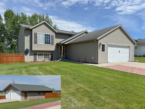 Homes For Sale - 311 Cardinal Place<br/> Audubon, MN 56511
