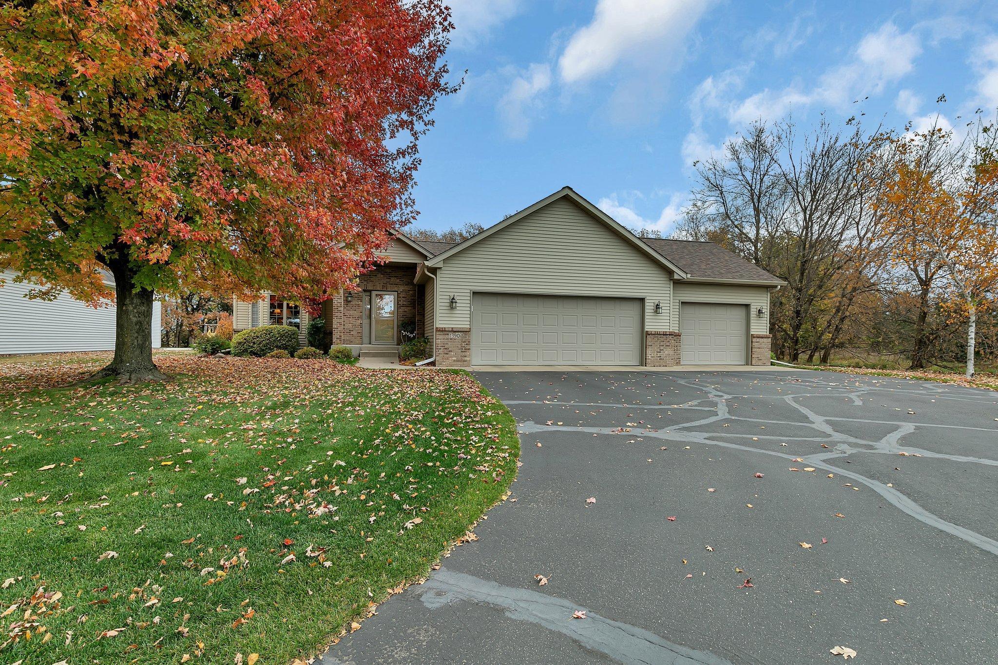 1390 Sunrise Court, Clearwater, Minnesota image 1