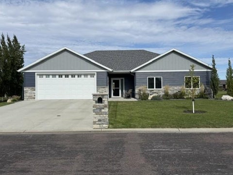 Homes For Sale - 1294 Linden Court<br/> Wahpeton, ND 58075