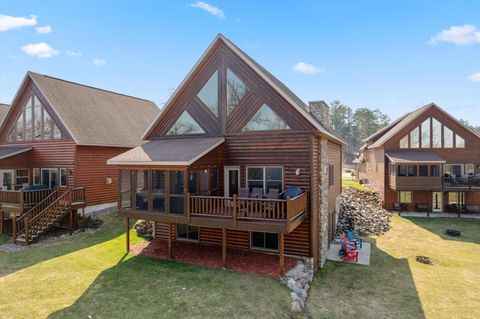 Townhouse For Sale - 5586 White Pine Drive<br/> Pequot Lakes, MN 56472