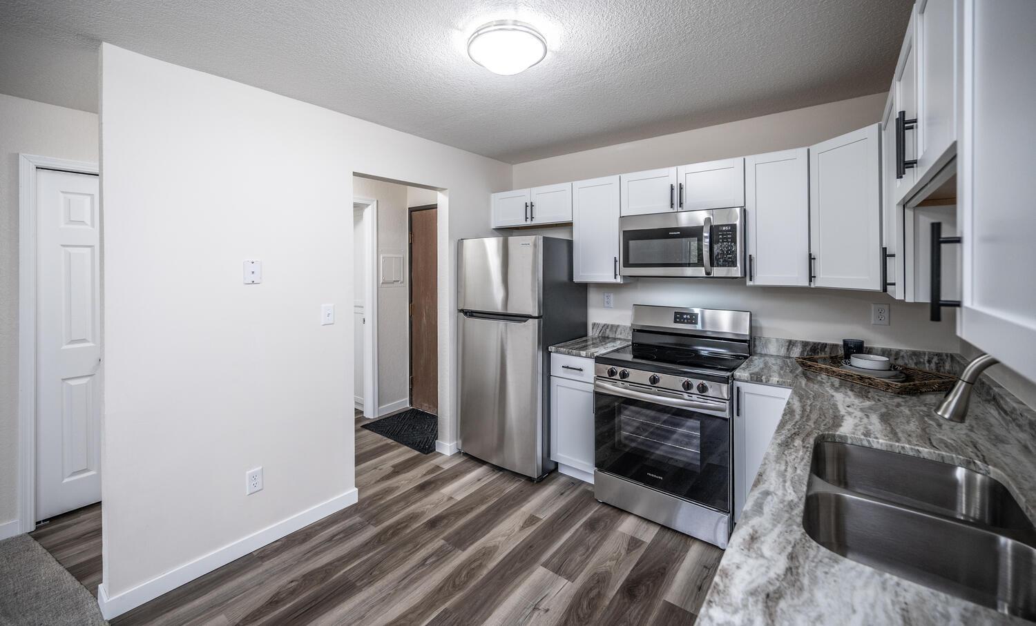 3440 Golfview Drive #119, Eagan, Minnesota image 3