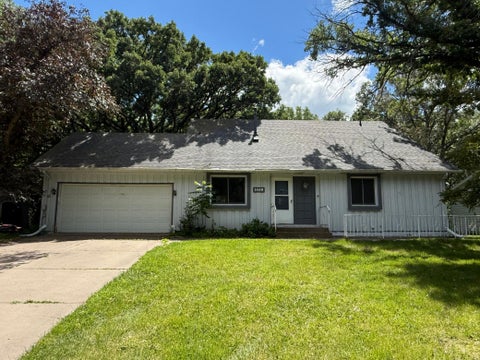 Homes For Sale - 1458 97th Avenue<br/> Minneapolis, MN 55433