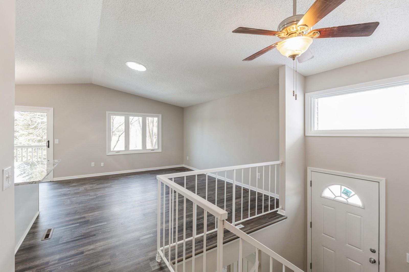 2584 76th Street, Inver Grove Heights, Minnesota image 3