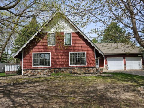Homes For Sale - 2351 Hallquist Avenue<br/> Goodhue County, Red Wing, MN 55066