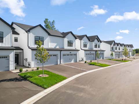 Townhouse For Sale - 1031 130th Court<br/> Dakota County, Rosemount, MN 55068