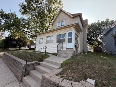 Multifamily For Sale - 256 11th Avenue<br/> Dakota County, South Saint Paul, MN 55075
