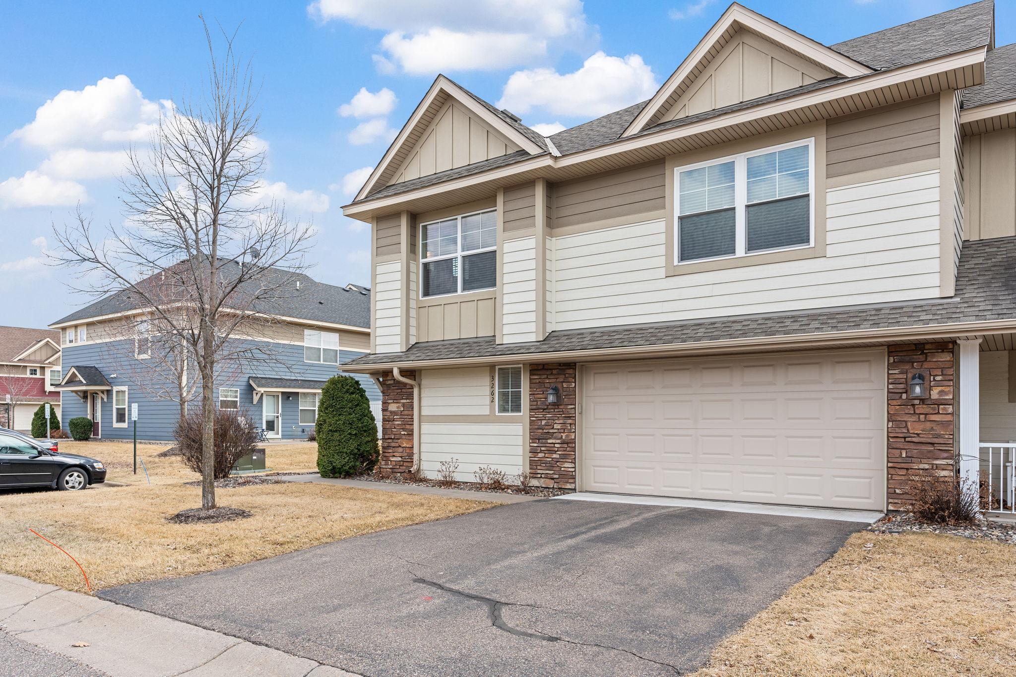 3262 Red Oak Trail, Hamel, Minnesota image 2