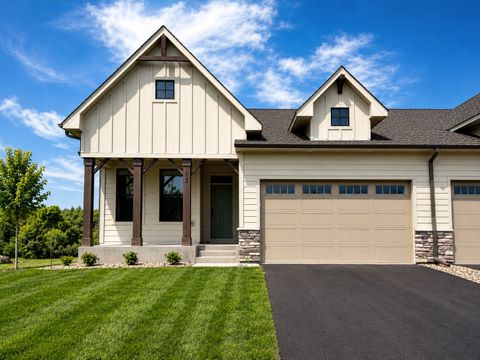Townhouse For Sale - 13 Palomino Court<br/> Saint Croix County, Hudson, WI 54016