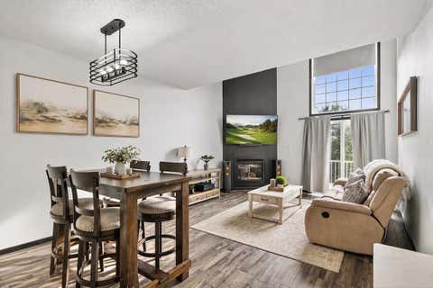 Townhouse For Sale - 18318 Kerrville Trail<br/> Dakota County, Lakeville, MN 55044