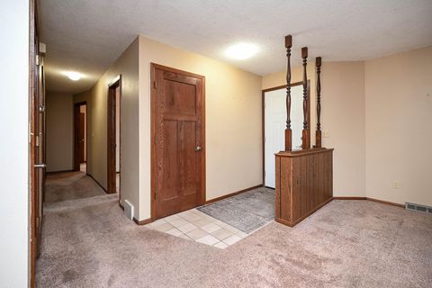 Homes For Sale - 217 13th Avenue<br/> Onalaska, WI 54650