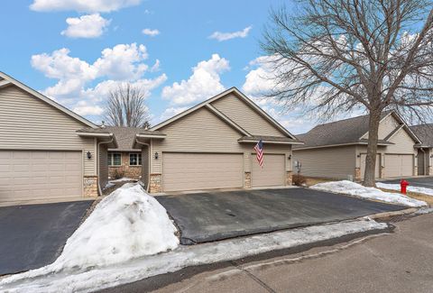 Townhouse For Sale - 5568 129th Drive<br/> Hugo, MN 55038