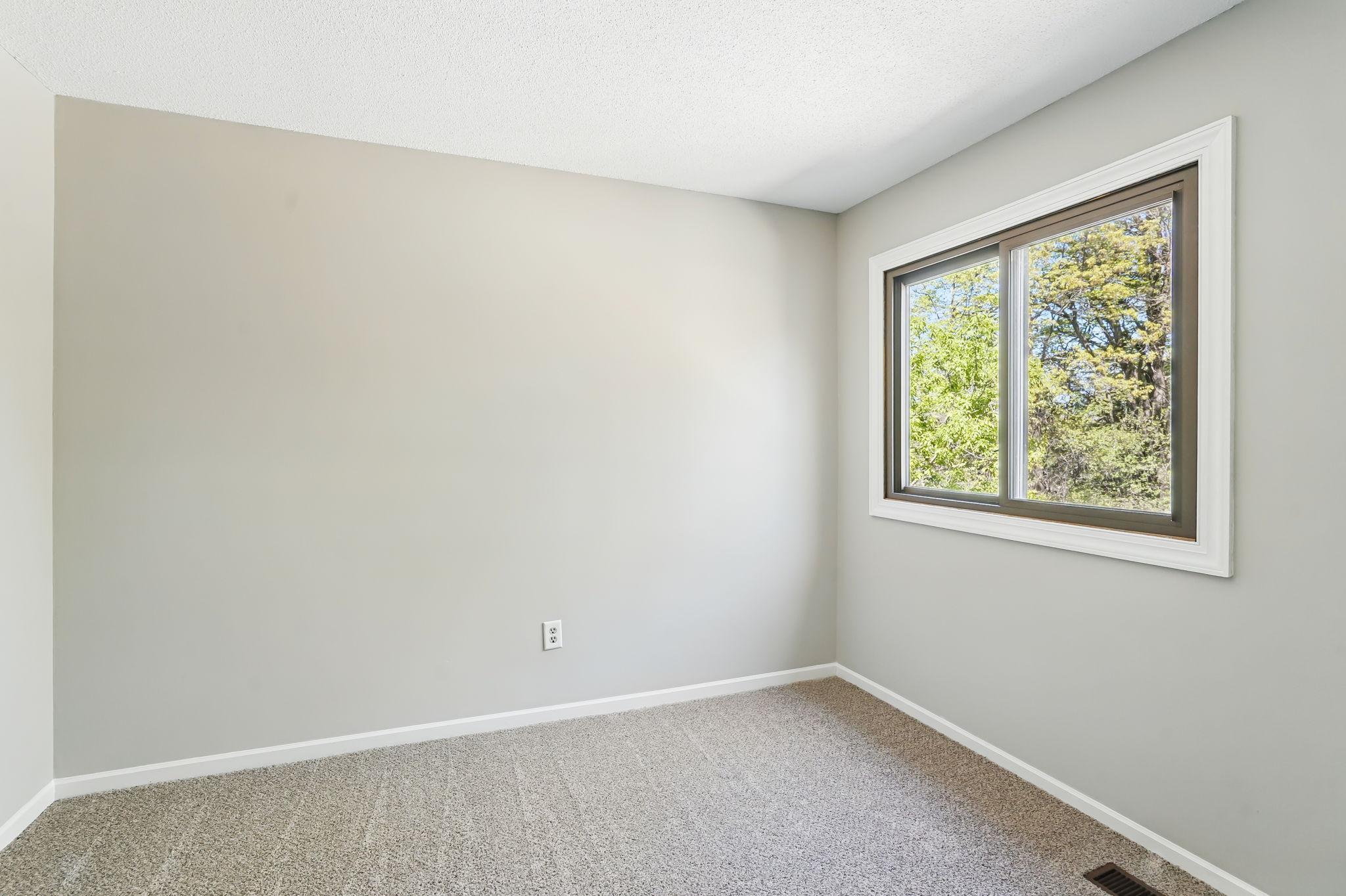 6316 Saint Johns Drive, Eden Prairie, Minnesota image 18