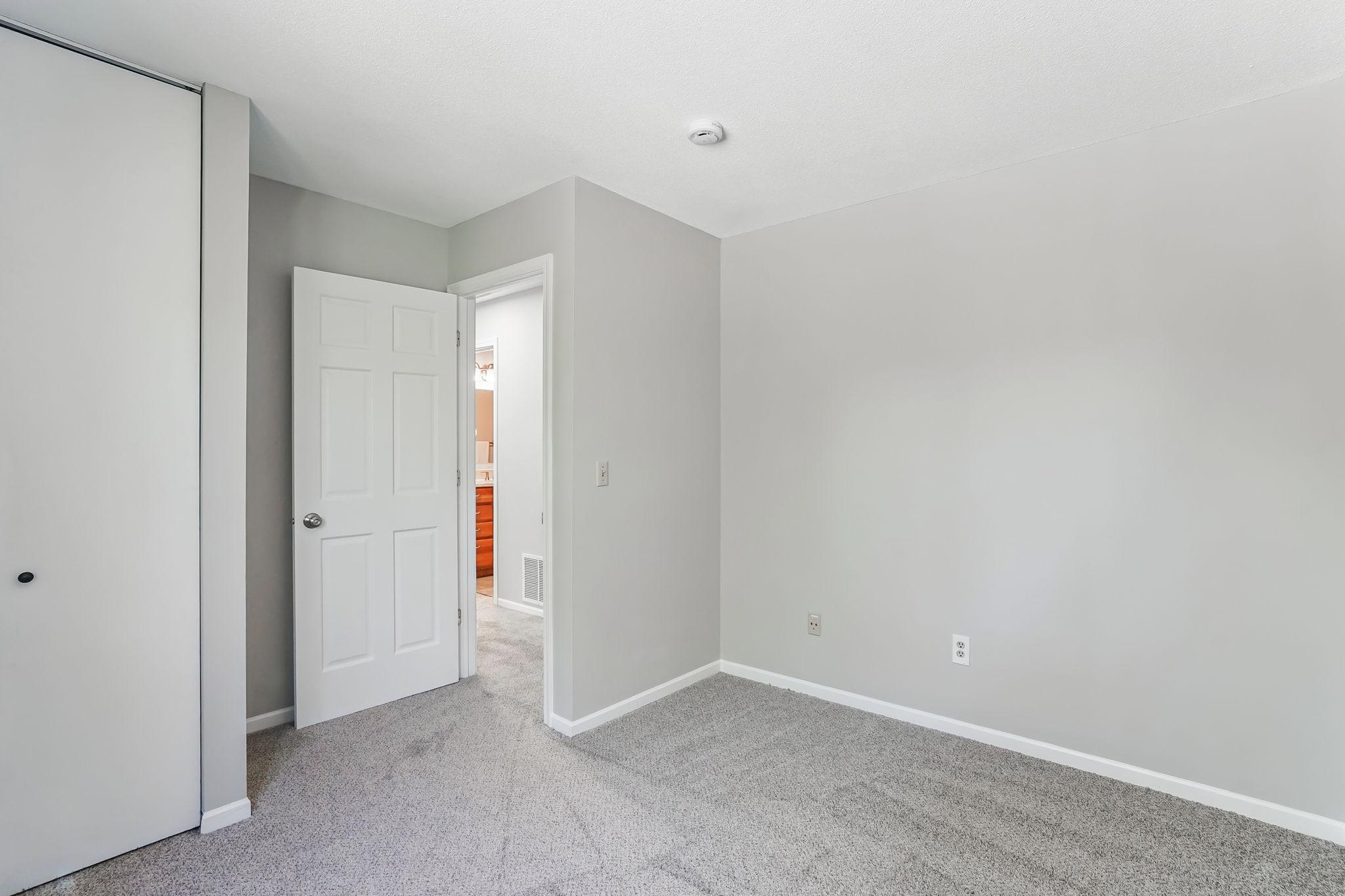 6316 Saint Johns Drive, Eden Prairie, Minnesota image 19