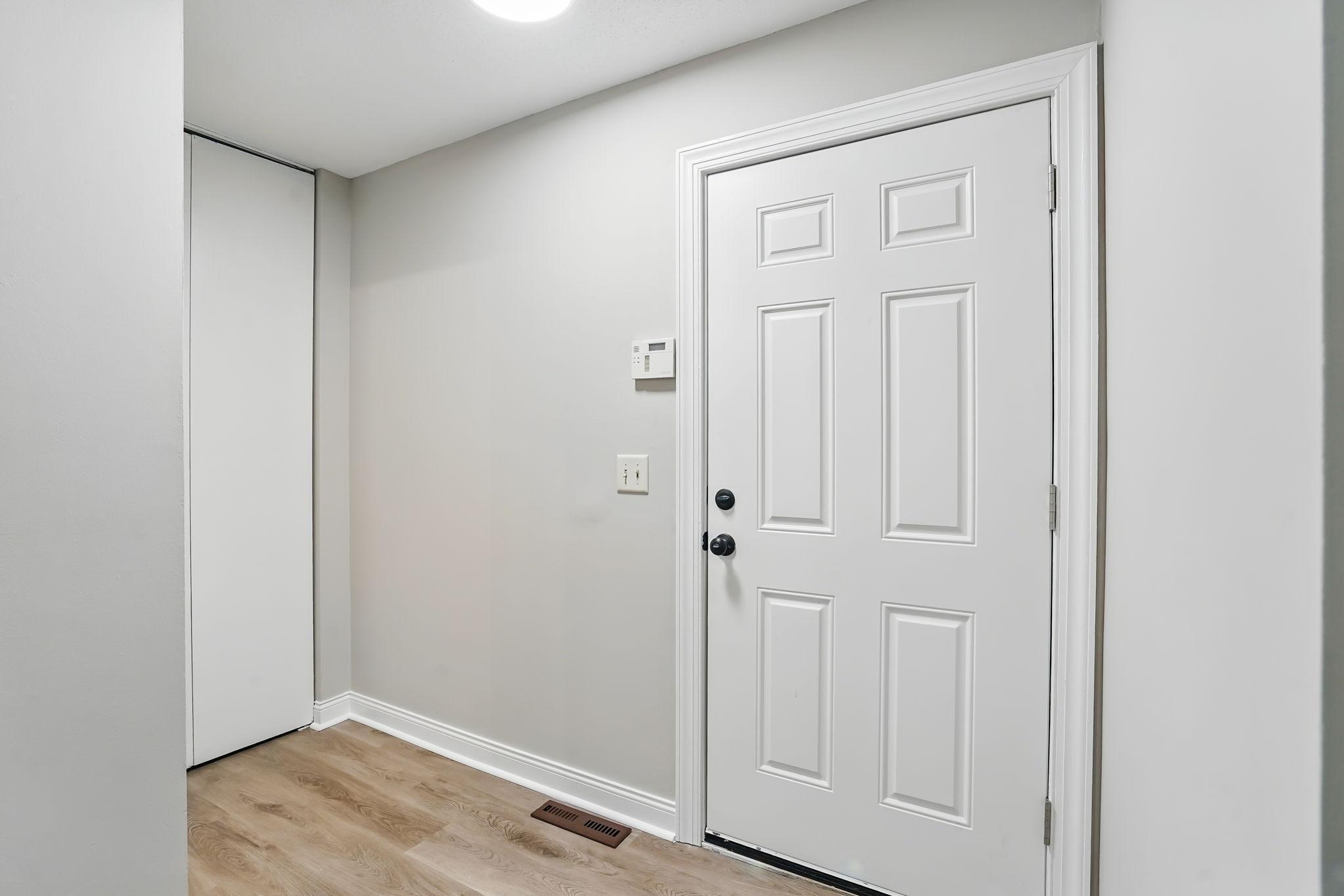 6316 Saint Johns Drive, Eden Prairie, Minnesota image 6
