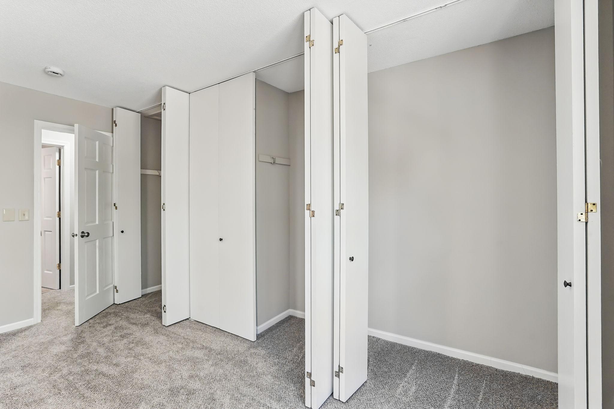 6316 Saint Johns Drive, Eden Prairie, Minnesota image 24