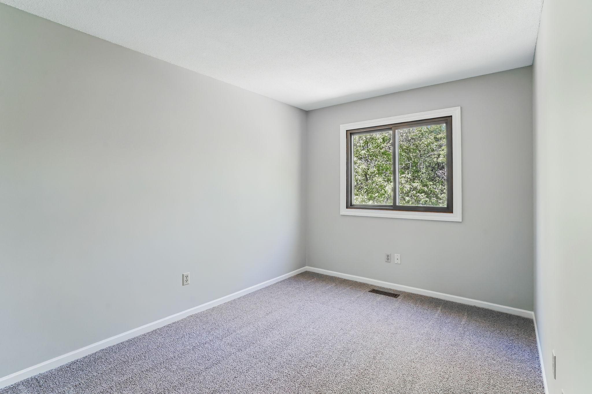 6316 Saint Johns Drive, Eden Prairie, Minnesota image 20