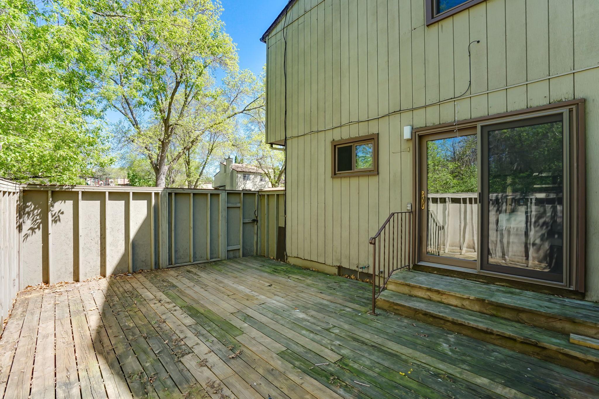 6316 Saint Johns Drive, Eden Prairie, Minnesota image 32