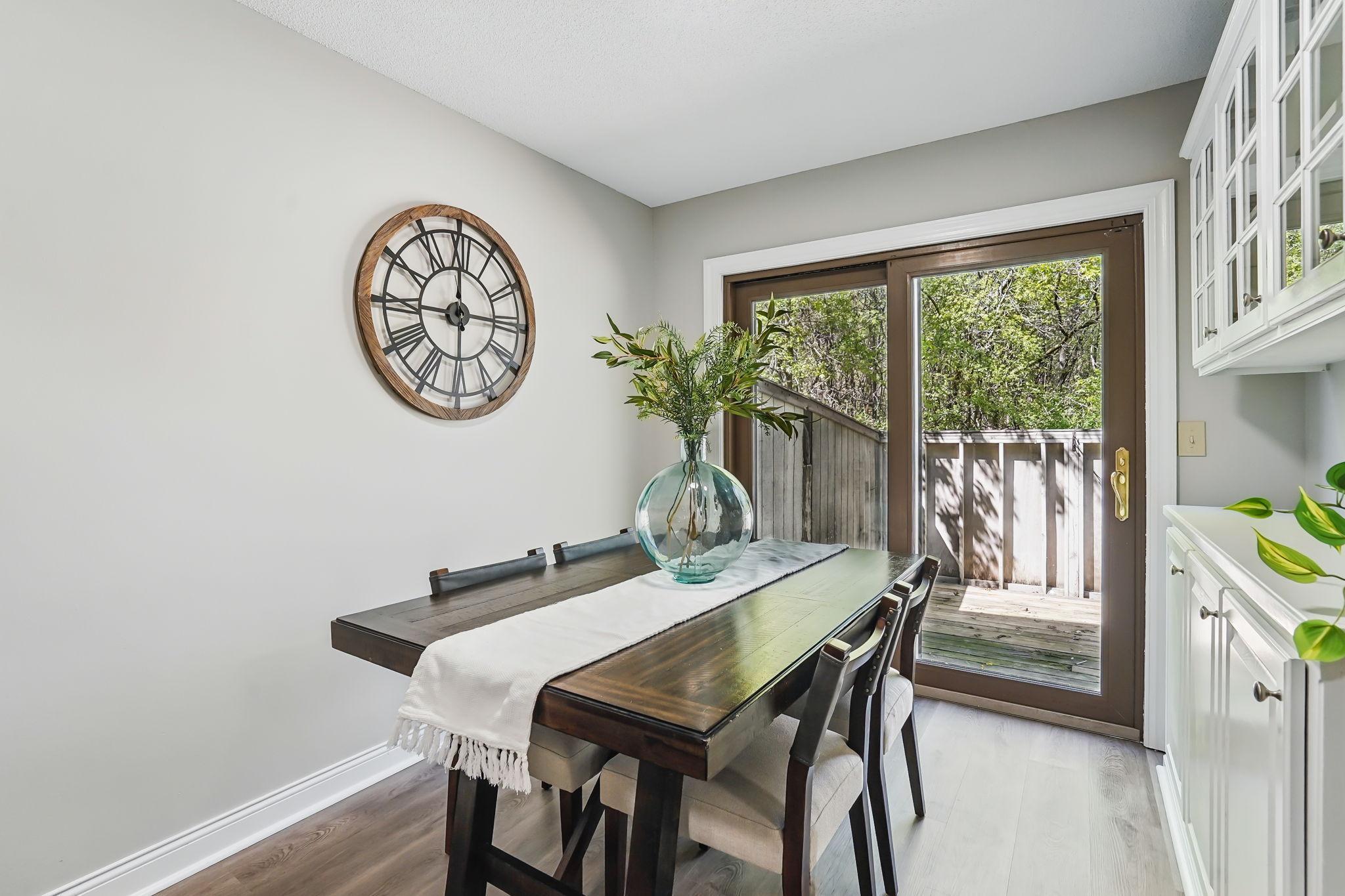 6316 Saint Johns Drive, Eden Prairie, Minnesota image 9