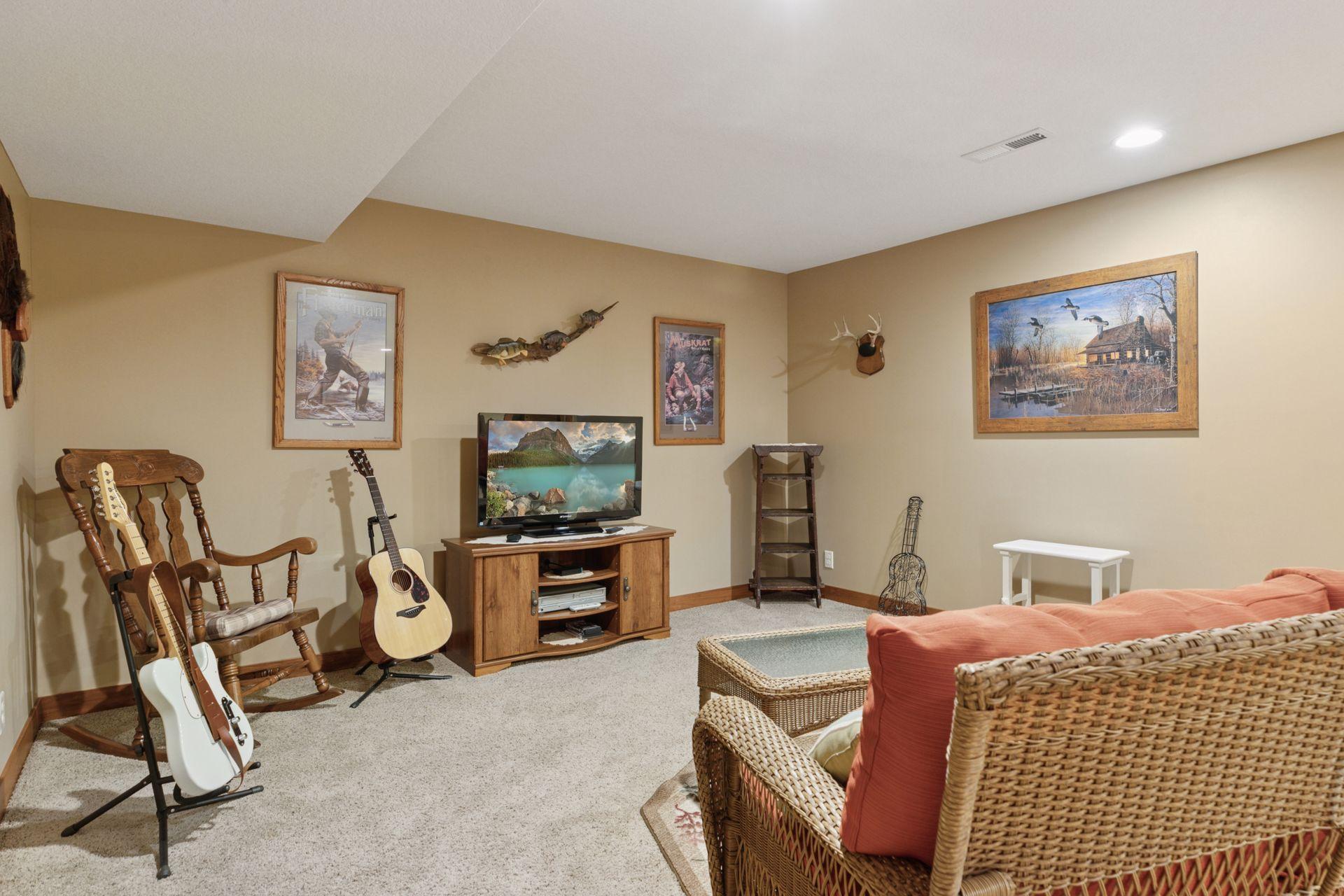 947 Fairchild Drive, River Falls, Wisconsin image 23