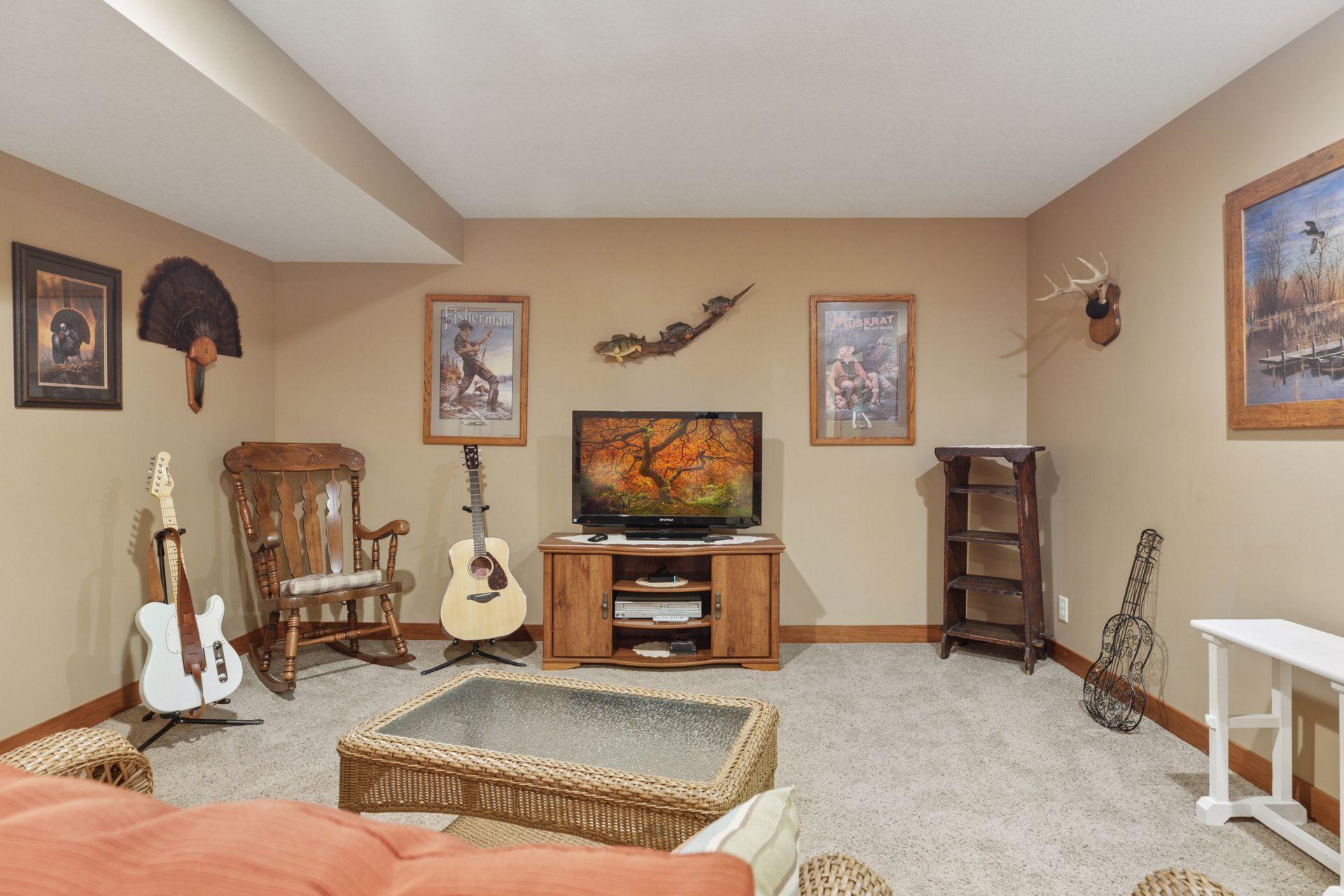 947 Fairchild Drive, River Falls, Wisconsin image 24