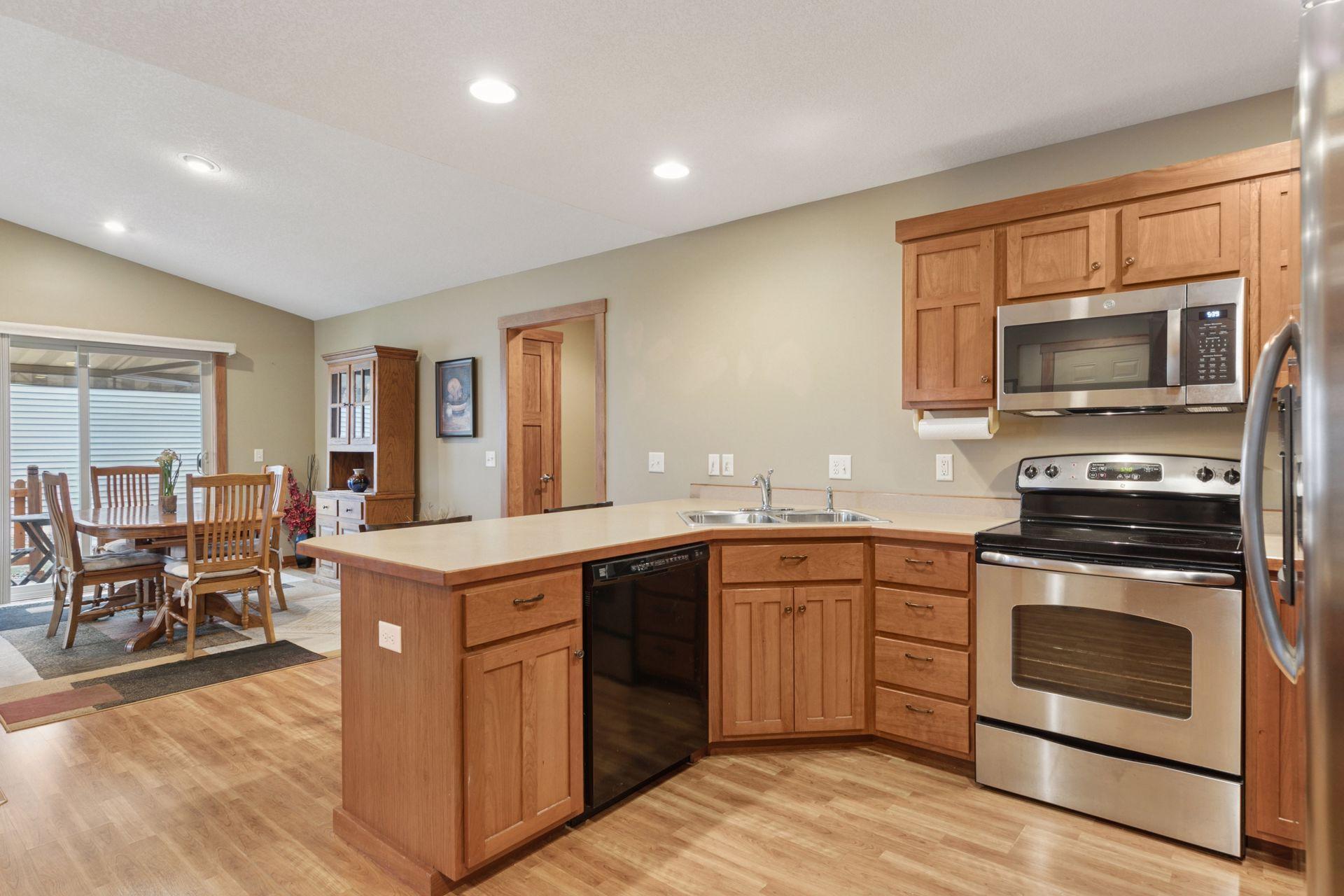 947 Fairchild Drive, River Falls, Wisconsin image 12