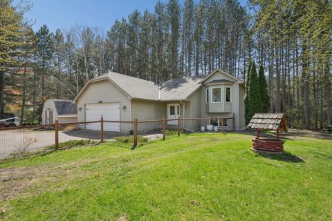 Homes For Sale - 4320 217th Avenue<br/> Cedar, MN 55011