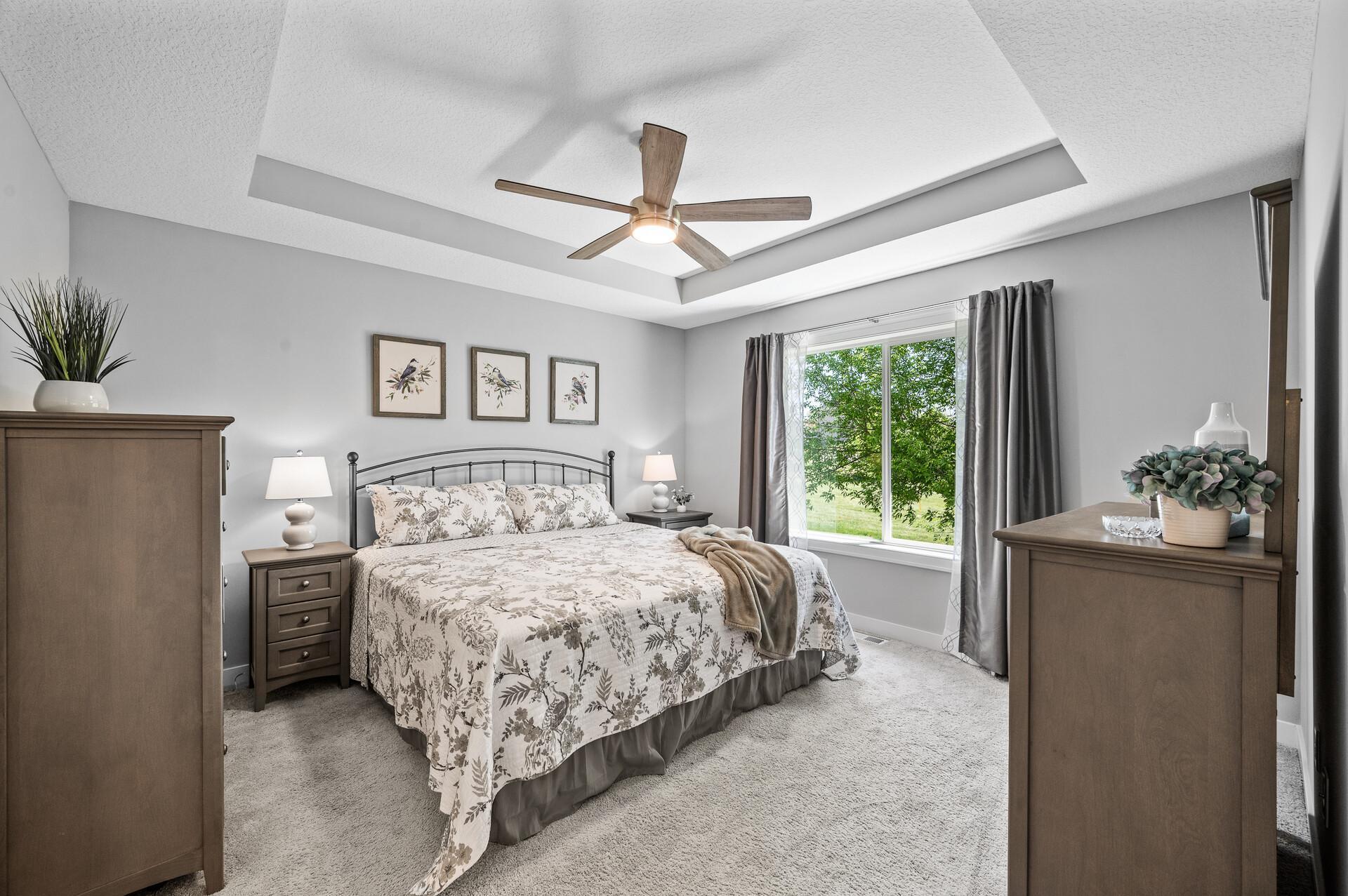 10733 Knollwood Lane, Woodbury, Minnesota image 15