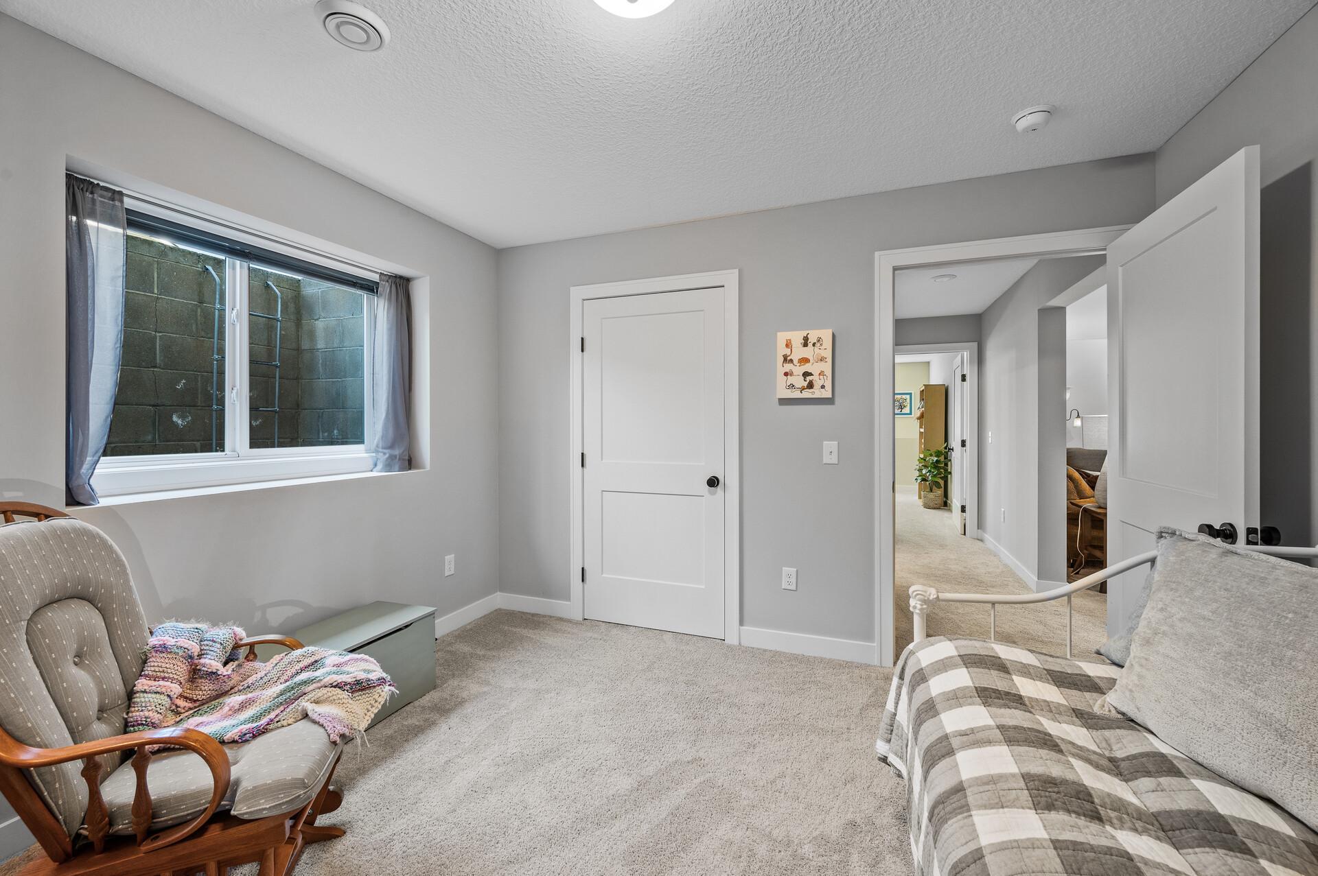 10733 Knollwood Lane, Woodbury, Minnesota image 29