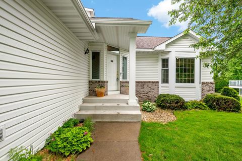 Homes For Sale - 2801 87th Trail<br/> Minneapolis, MN 55443