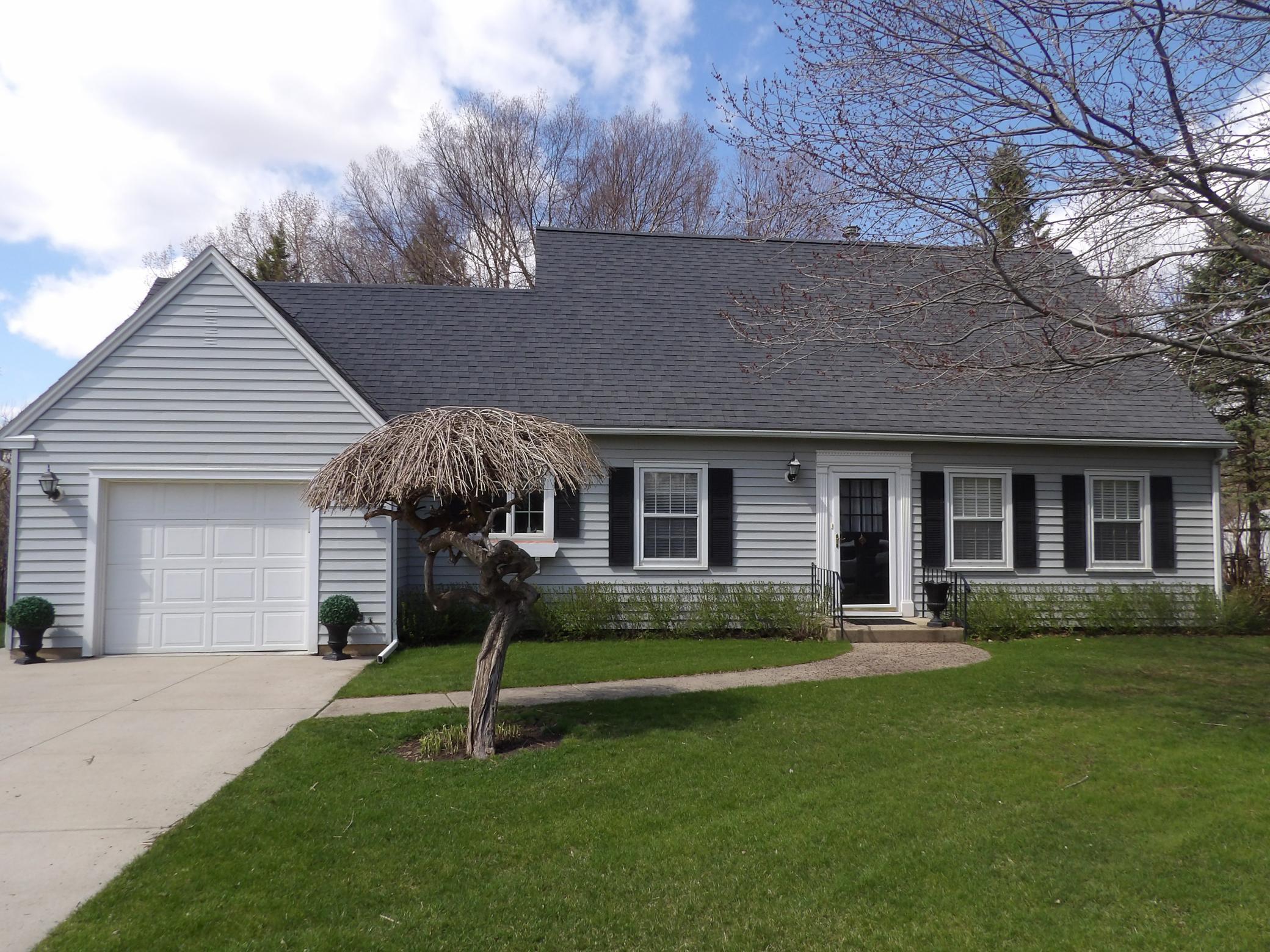 2103 10th Place, Austin, Minnesota image 1