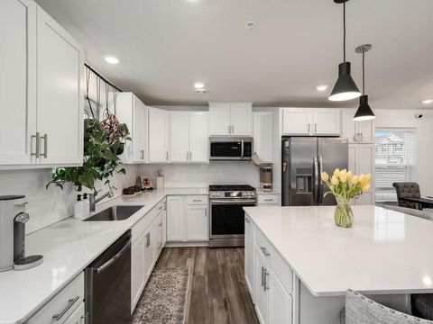 Townhouse For Sale - 21803 Denton Avenue<br/> Farmington, MN 55024