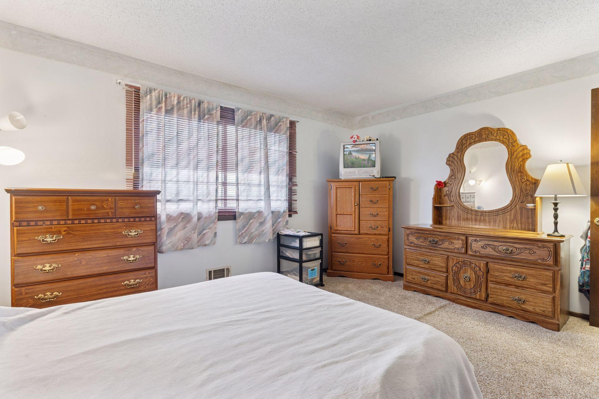 3640 Flowerfield Road, Circle Pines, Minnesota image 15