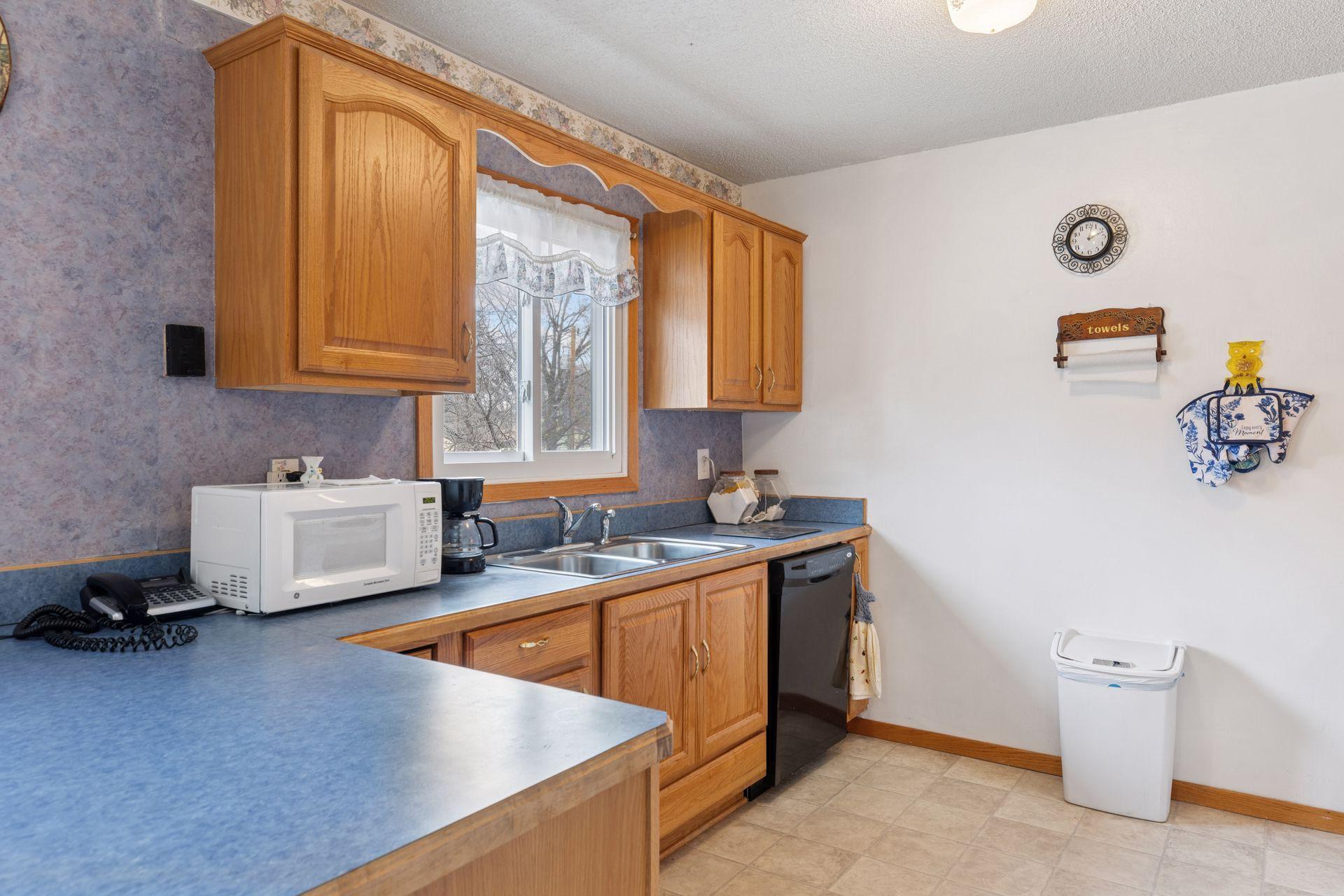 3640 Flowerfield Road, Circle Pines, Minnesota image 8