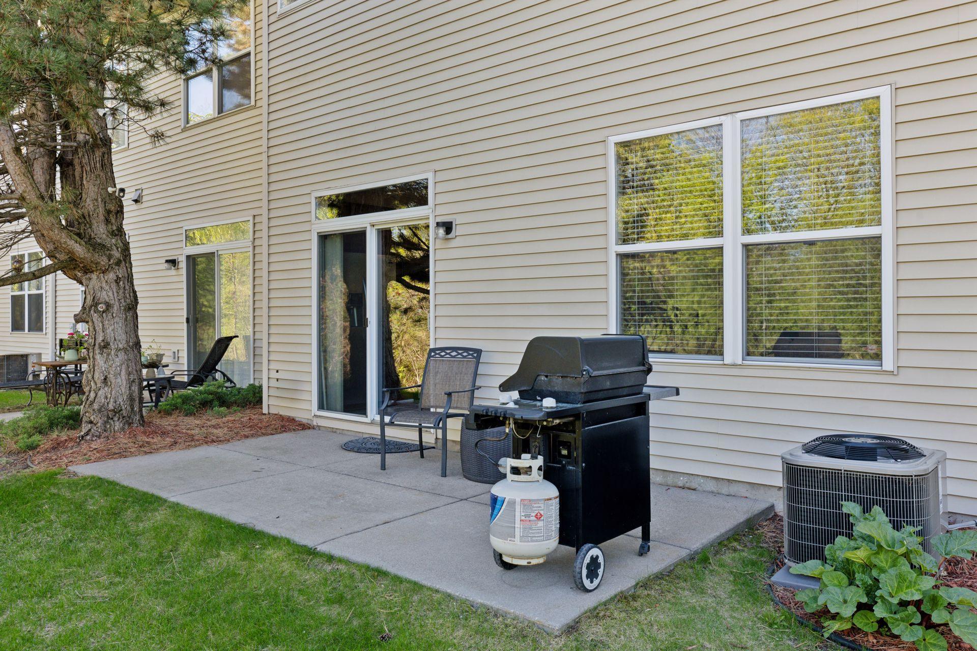 9010 Comstock Lane, Maple Grove, Minnesota image 39
