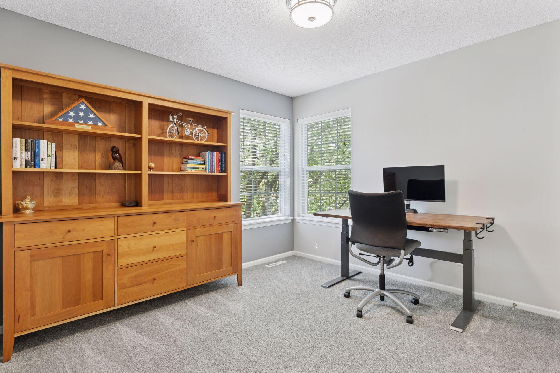 9010 Comstock Lane, Maple Grove, Minnesota image 31