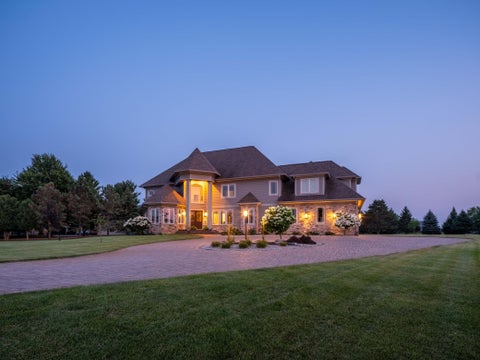 Homes For Sale - 2683 Headland Court<br/> Olmsted County, Rochester, MN 55902
