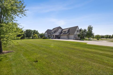 Homes For Sale - 2508 Rose Creek Parkway<br/> Fargo, ND 58104