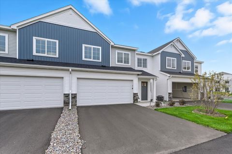 Townhouse For Sale - 25555 3rd Street<br/> Zimmerman, MN 55398