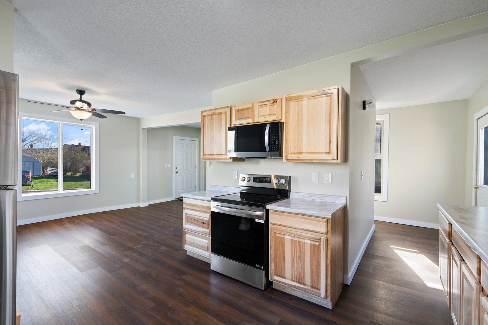 313 3rd Street, Bovey, Minnesota image 6