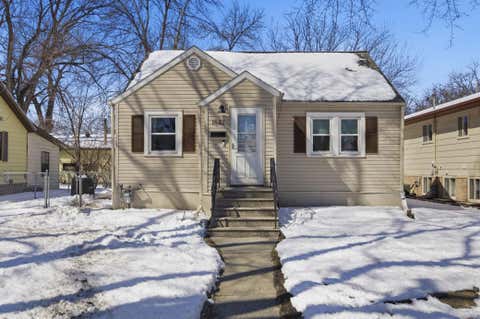 Homes For Sale - 1542 8th Street<br/> Cass County, Fargo, ND 58102