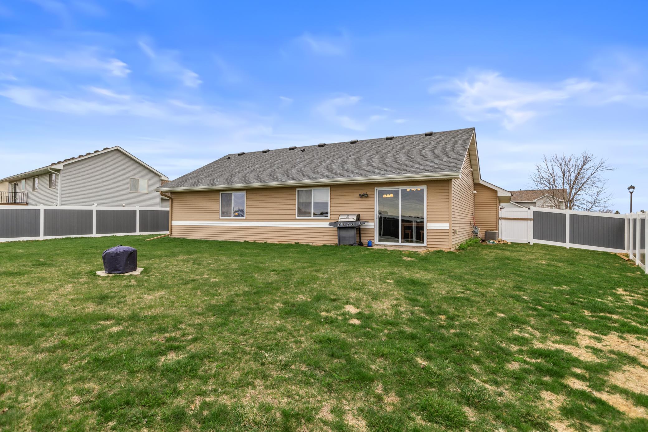 423 W Overlook Drive, Ellsworth, Wisconsin image 27