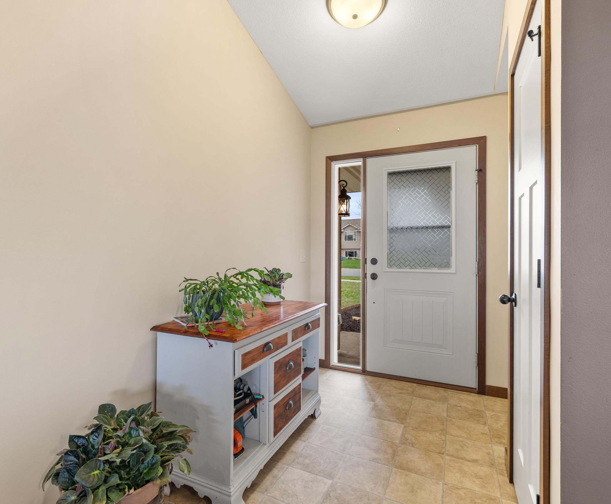 423 W Overlook Drive, Ellsworth, Wisconsin image 4